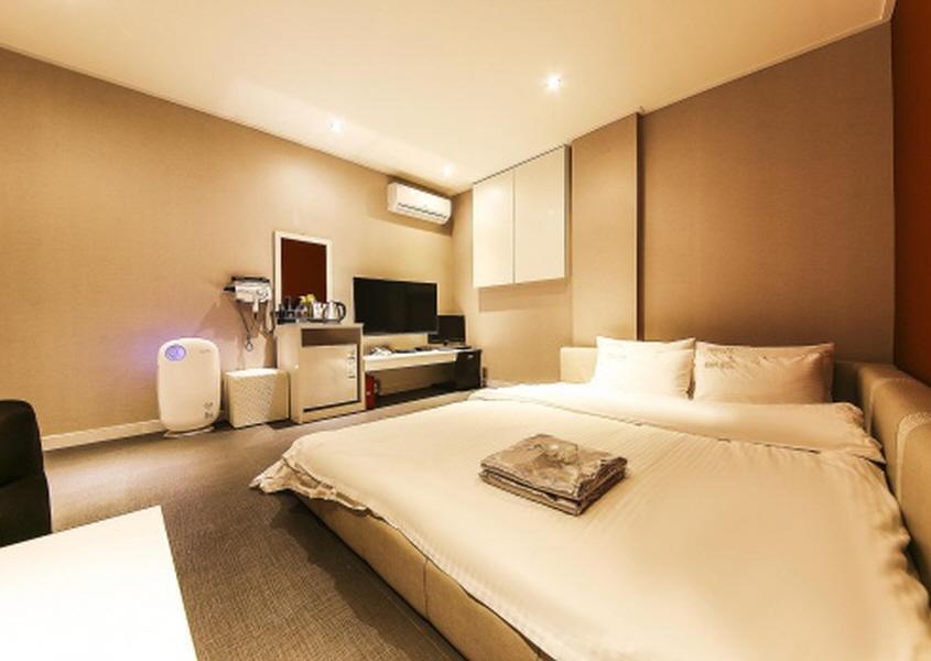 Galleria Hotel Suwon Exterior photo